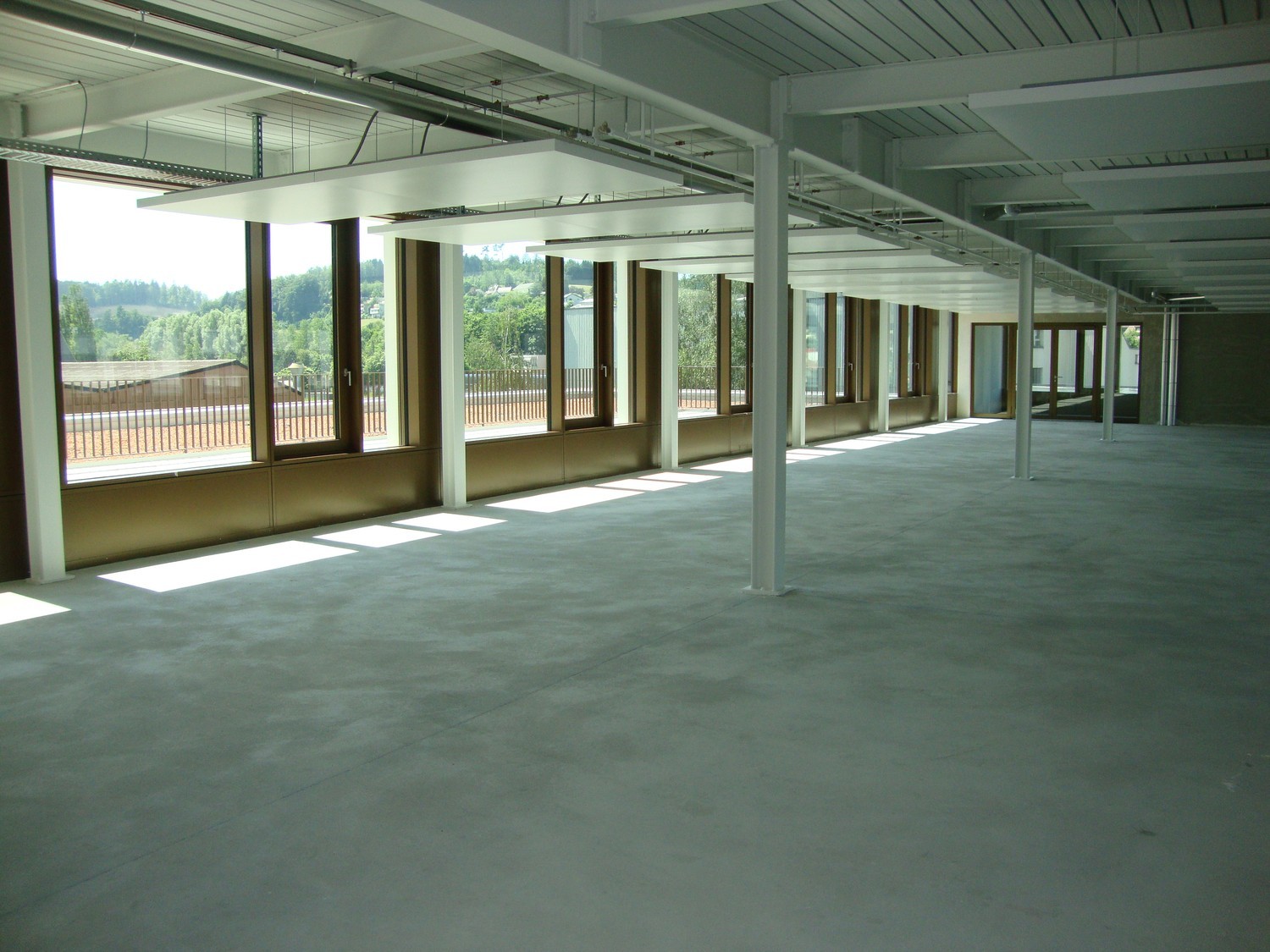 250-695m² commercial, Foto 1 von 5