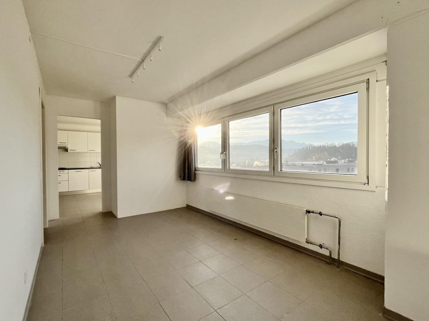 70m² Wohn- / Gewerbegebäude