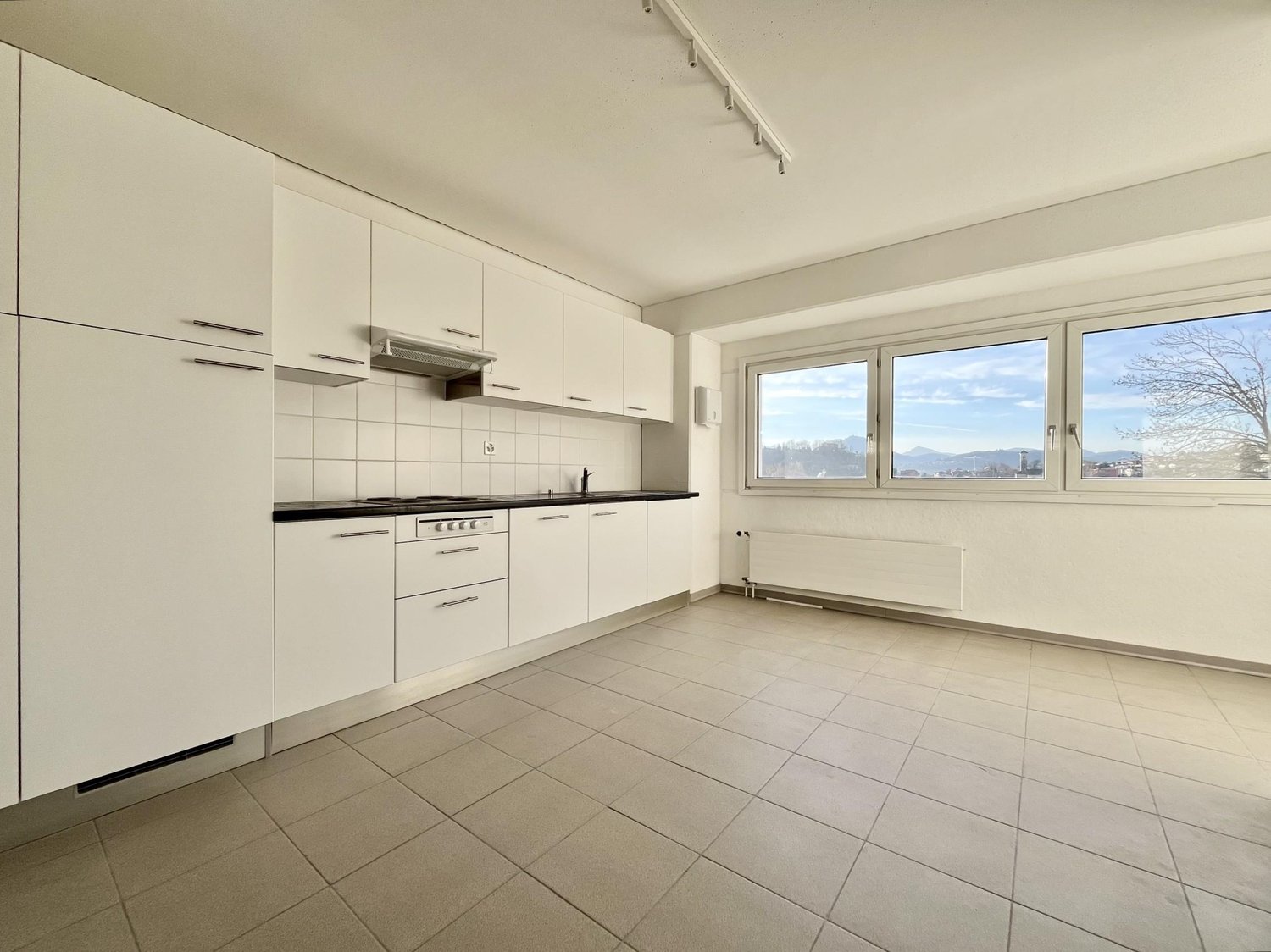 70m² Wohn- / Gewerbegebäude