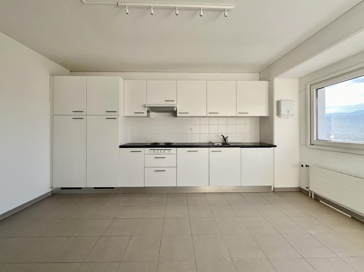 70m² Wohn- / Gewerbegebäude