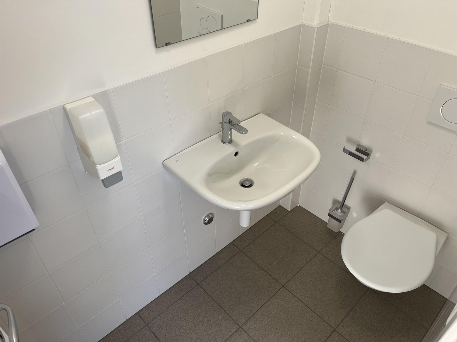 70m² Wohn- / Gewerbegebäude