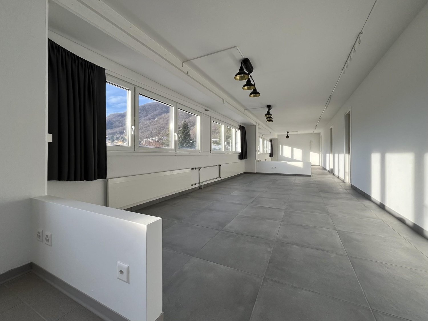 70m² Wohn- / Gewerbegebäude