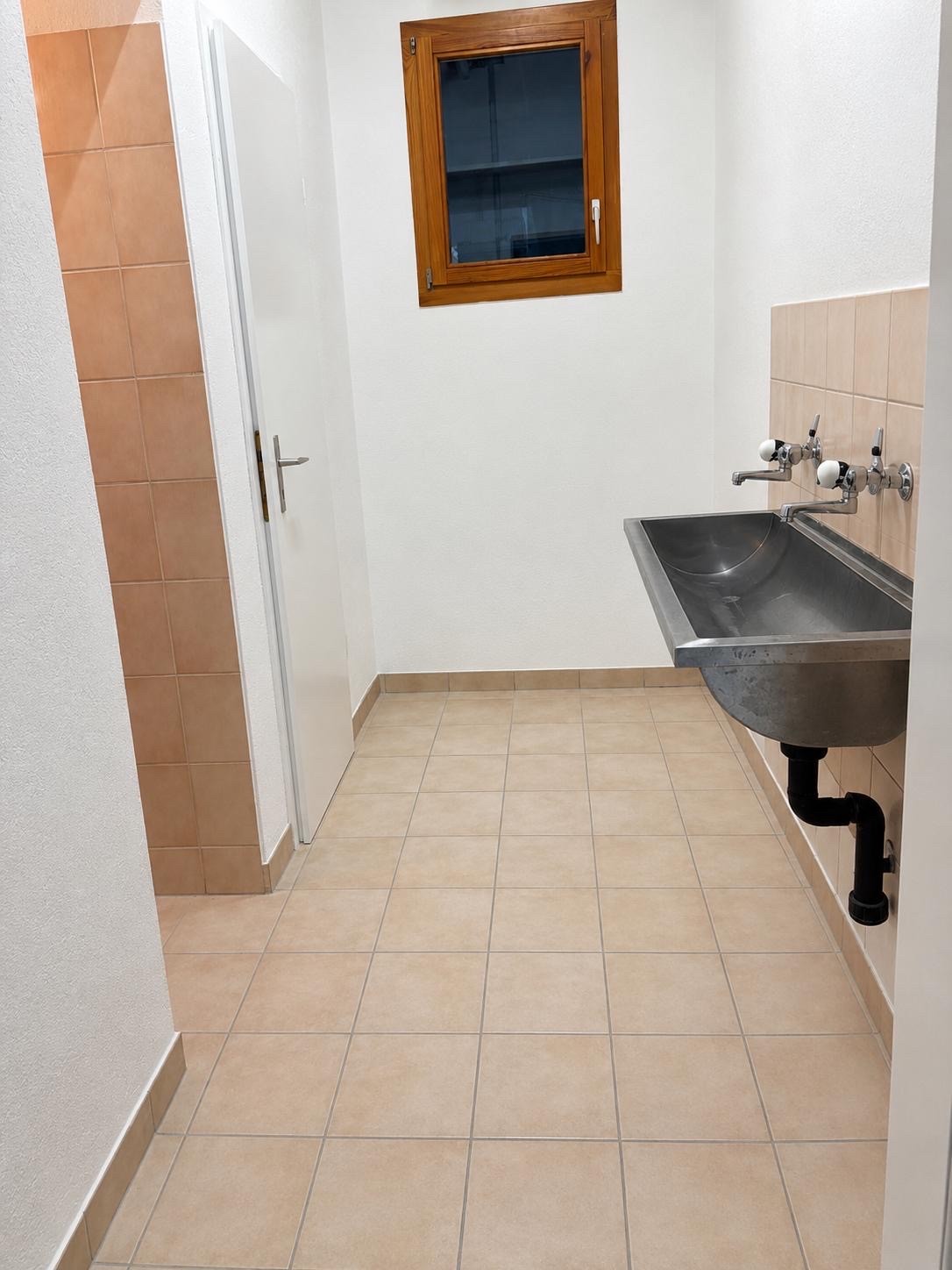108m² commercial, Foto 6 von 10