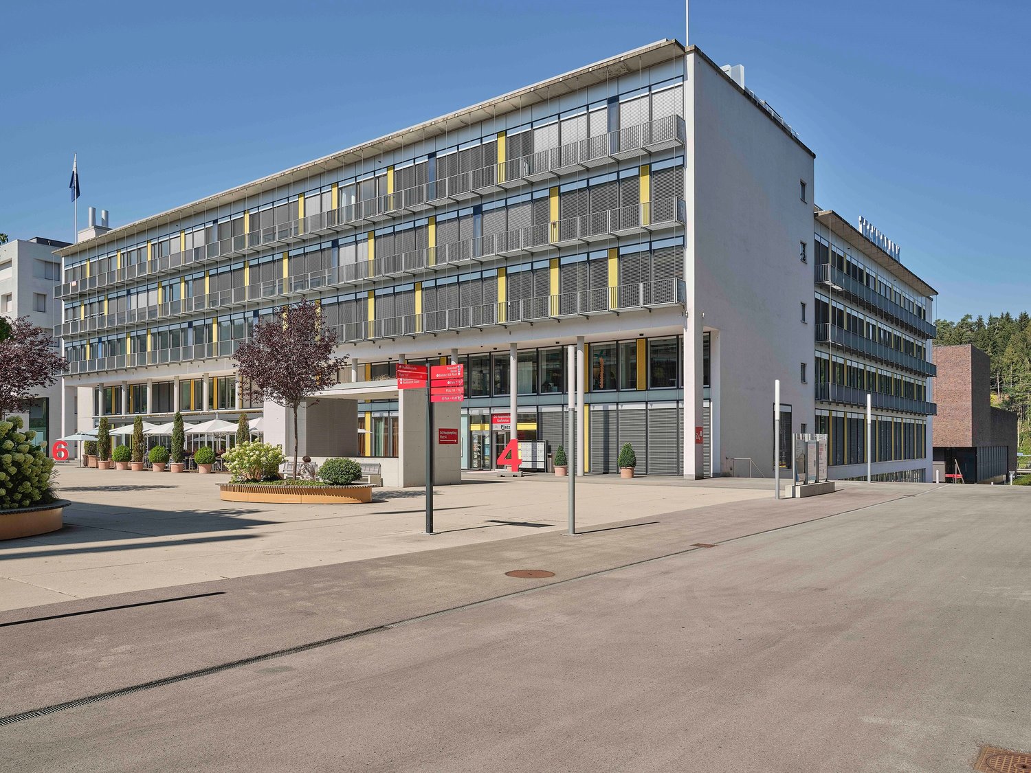 30m² office