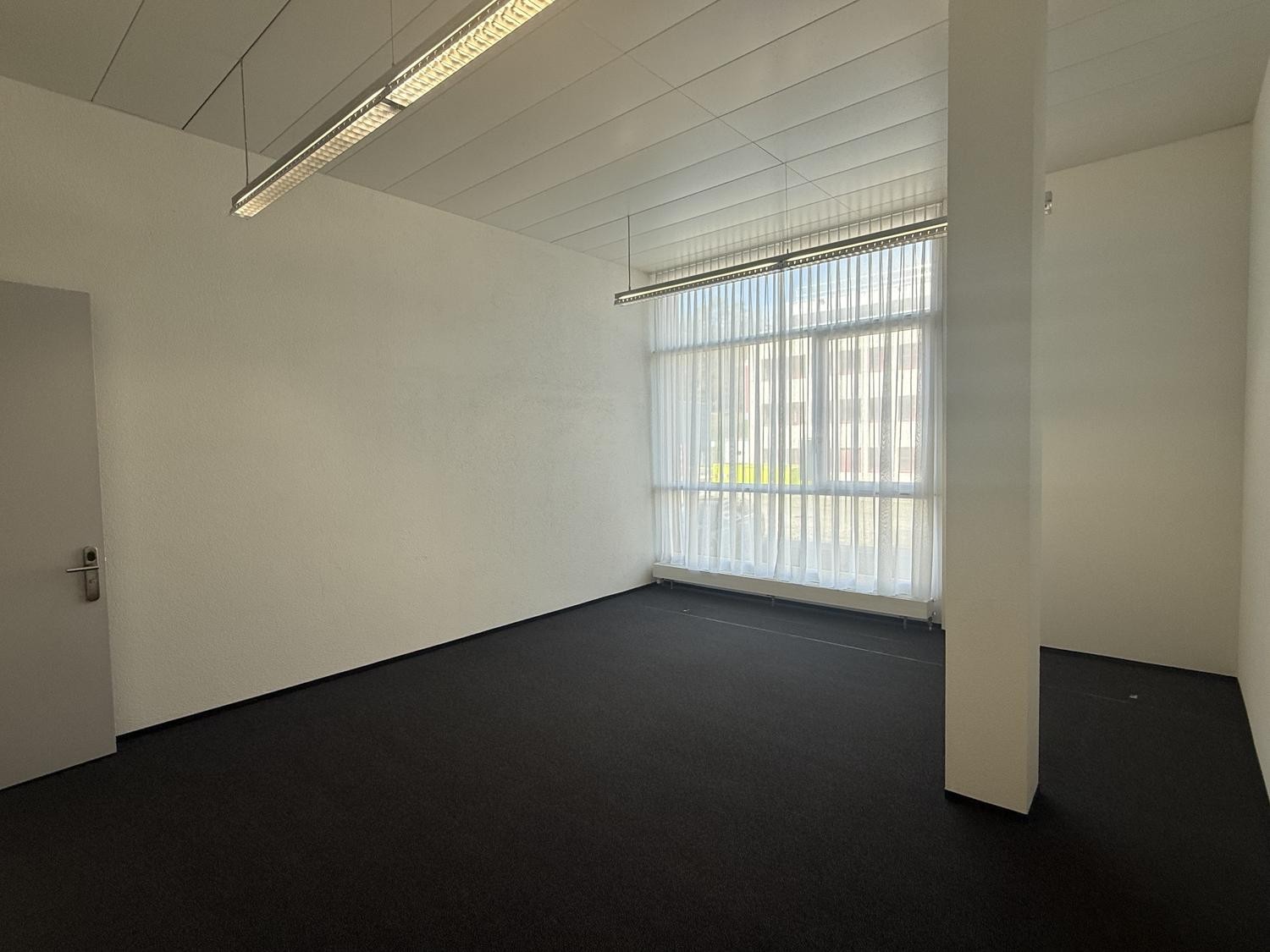 Bureau de 27m², photo 2 sur 5