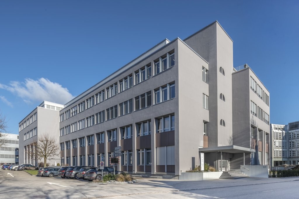 544m² commercial