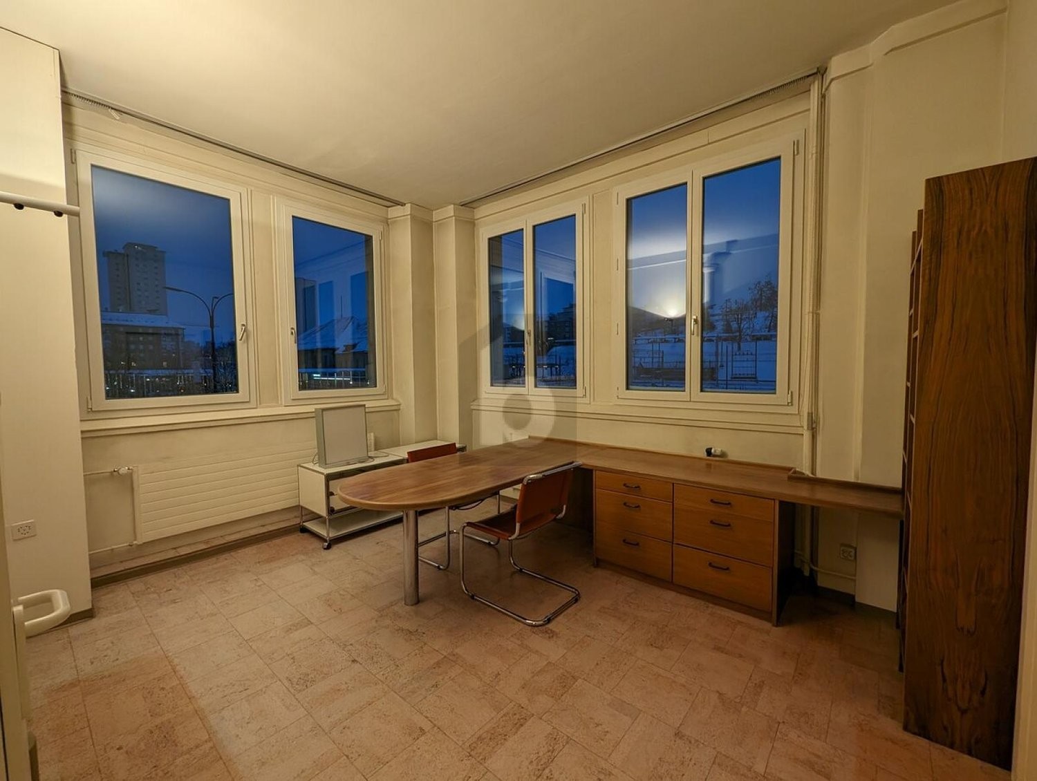 145m² Büro