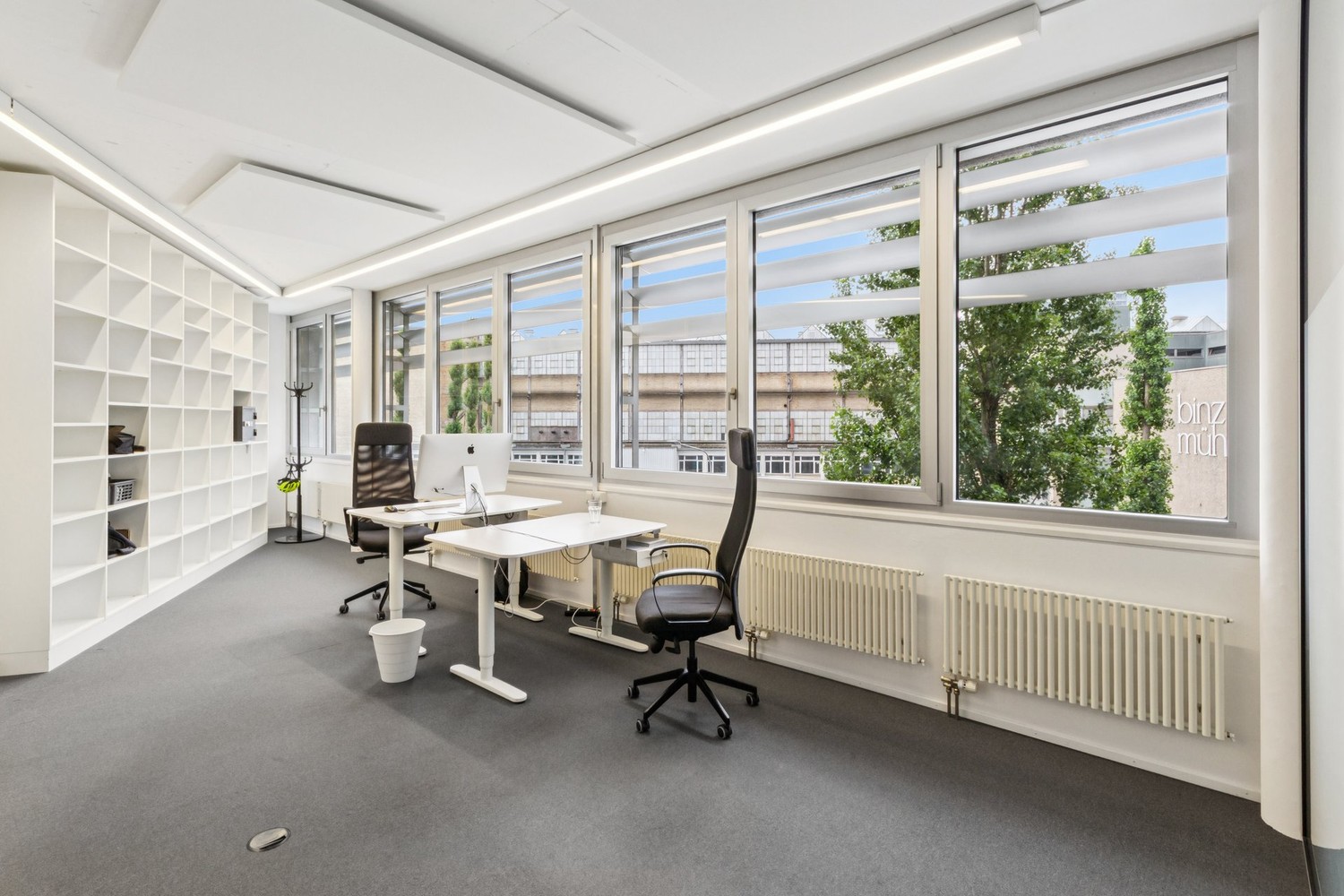 451m² office