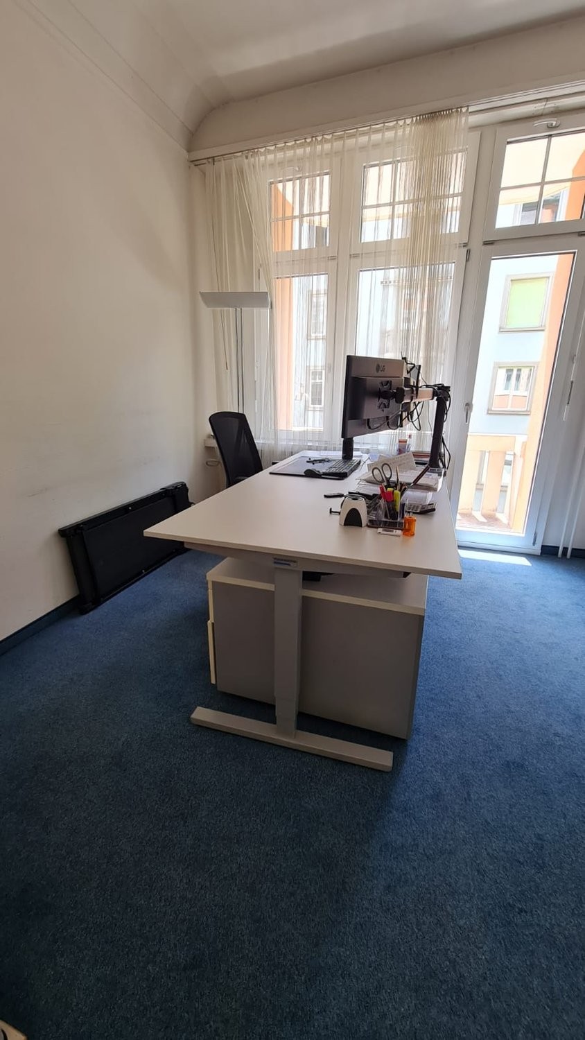Office, Foto 5 von 10