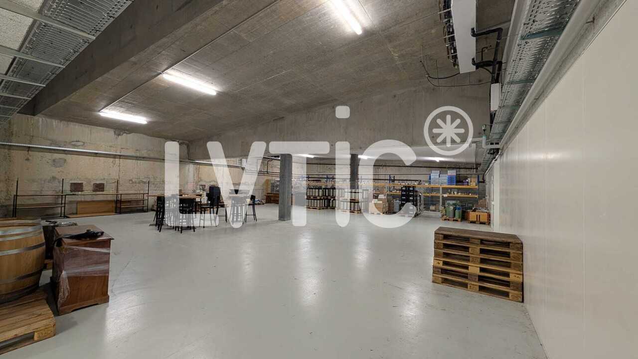 800m² deposito, foto 3 di 9