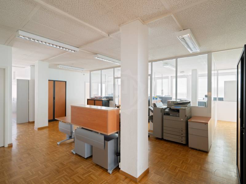 186m² Büro