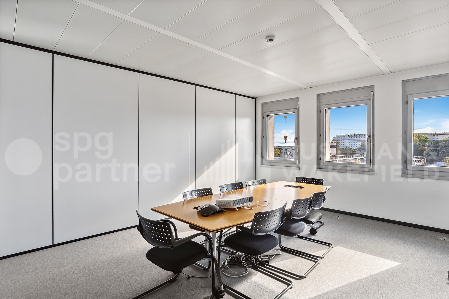 1448m² Büro