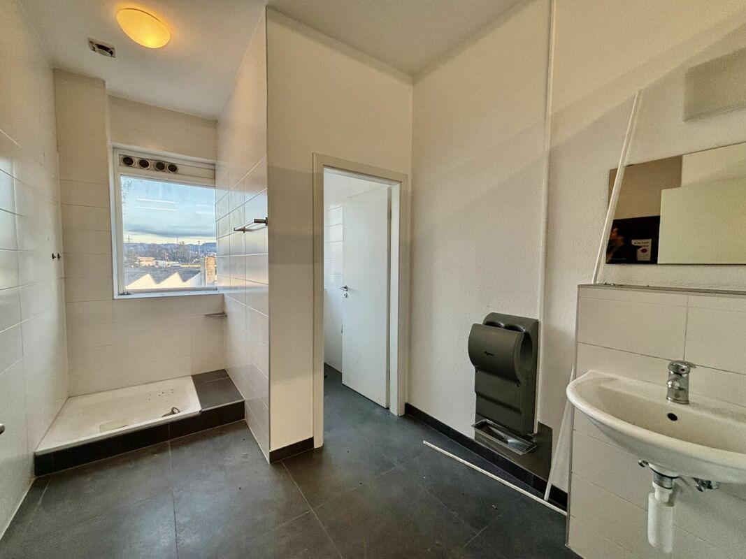 625m² Büro