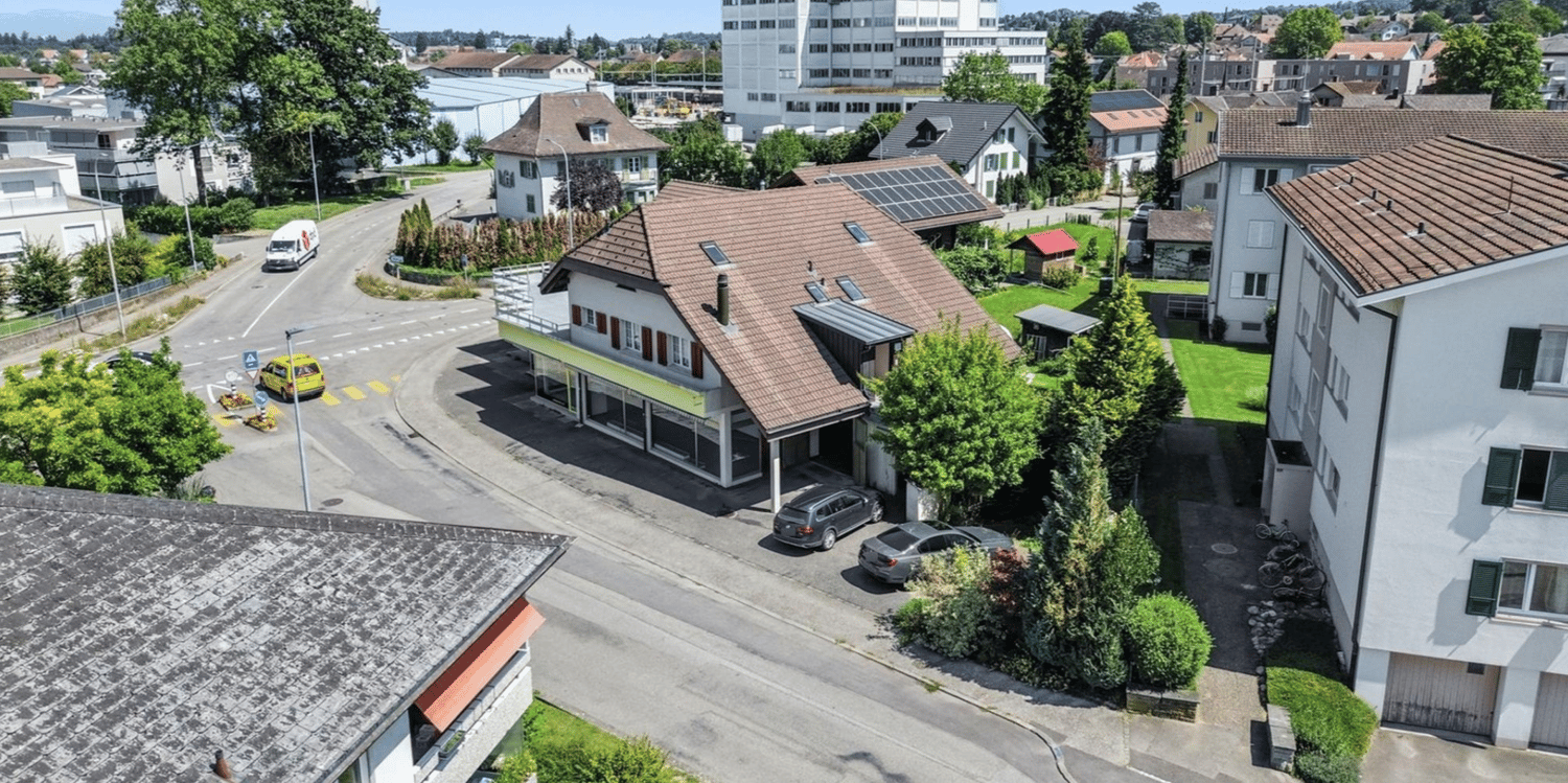 652m² living / commercial building, Foto 3 von 10