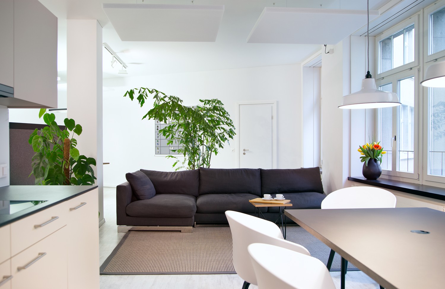 140m² office