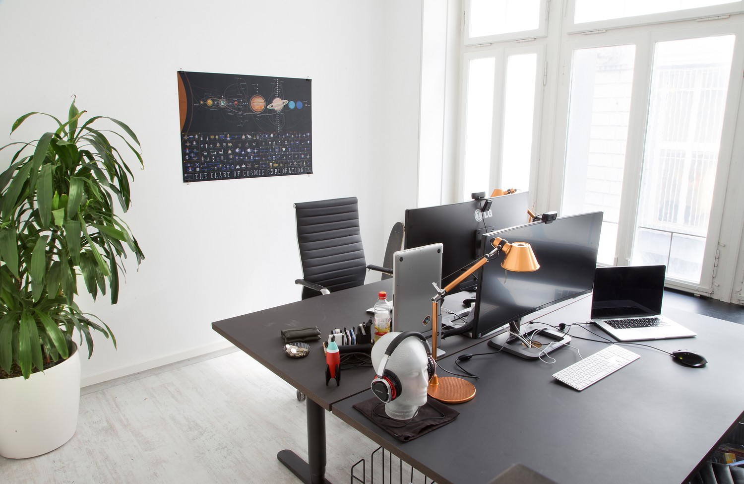 140m² office