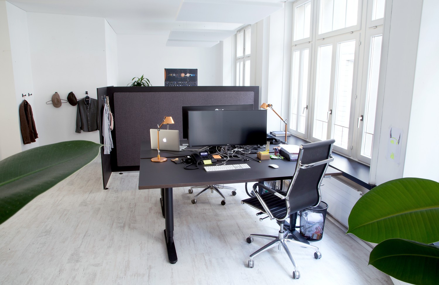 140m² office