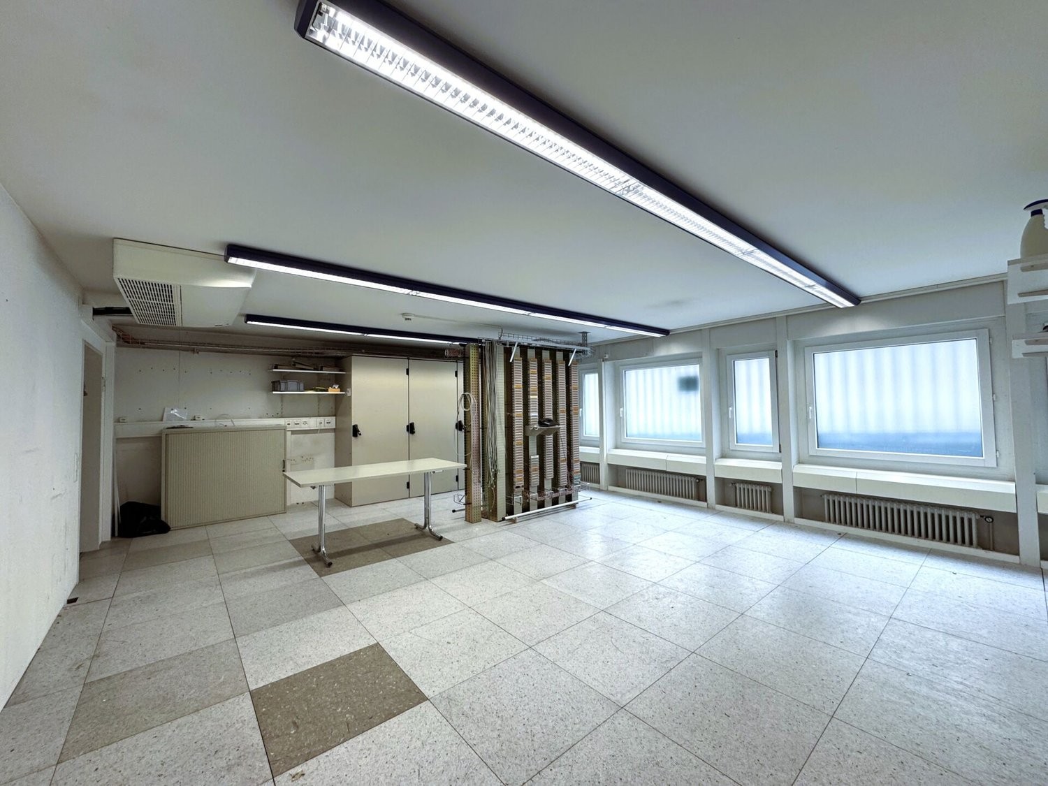 38m² commerciale, foto 2 di 10