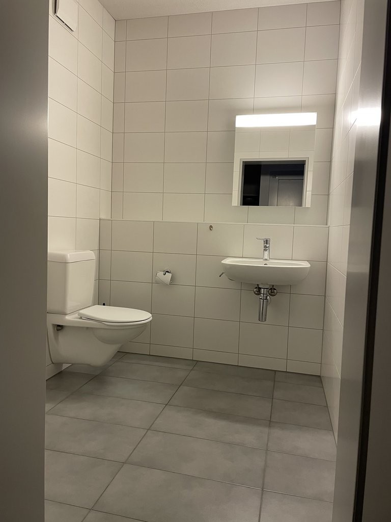 119m² office