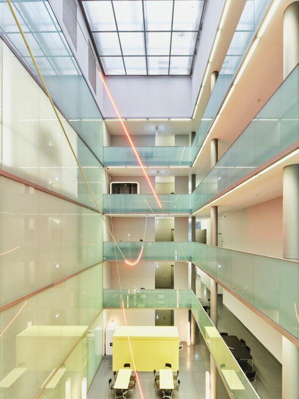 6700m² office