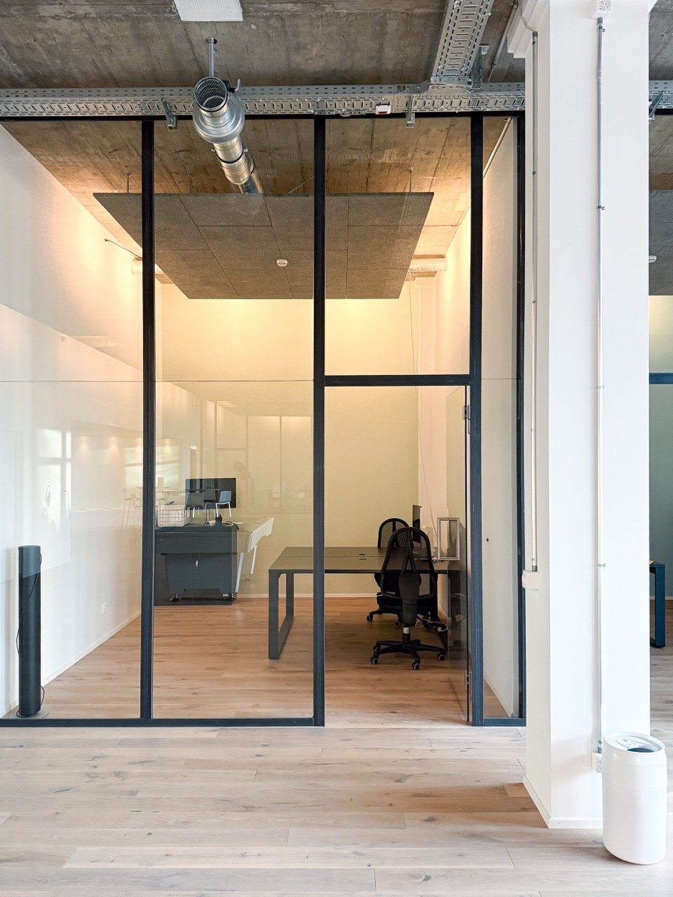 400m² office