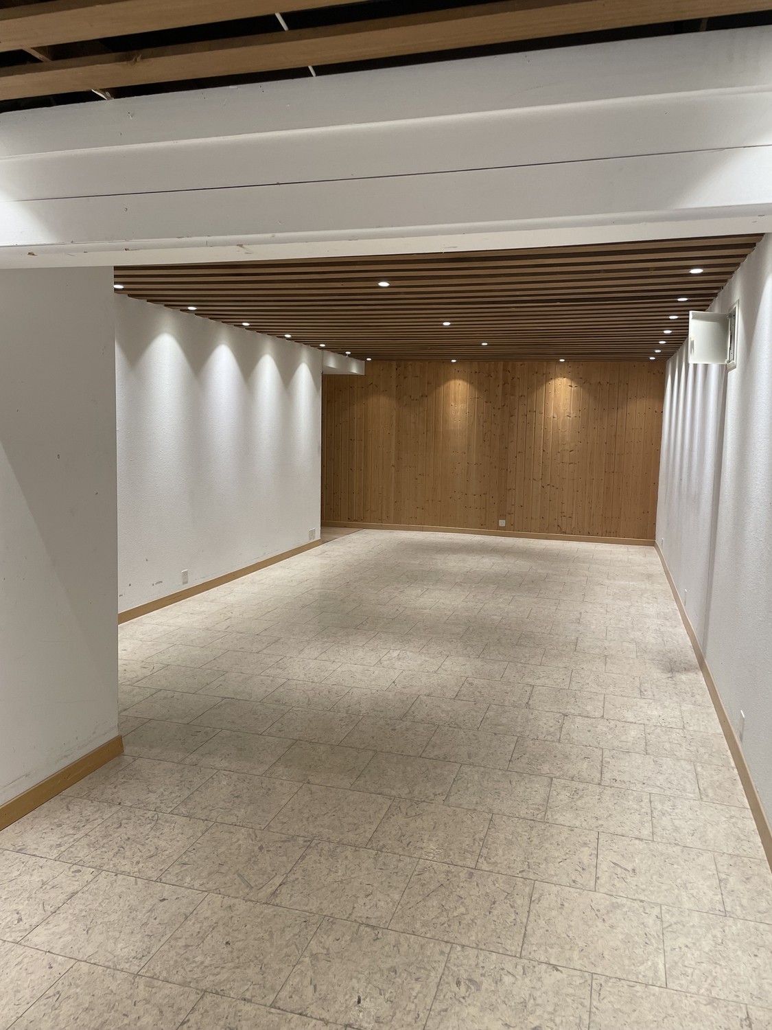 115m² cellar compartment