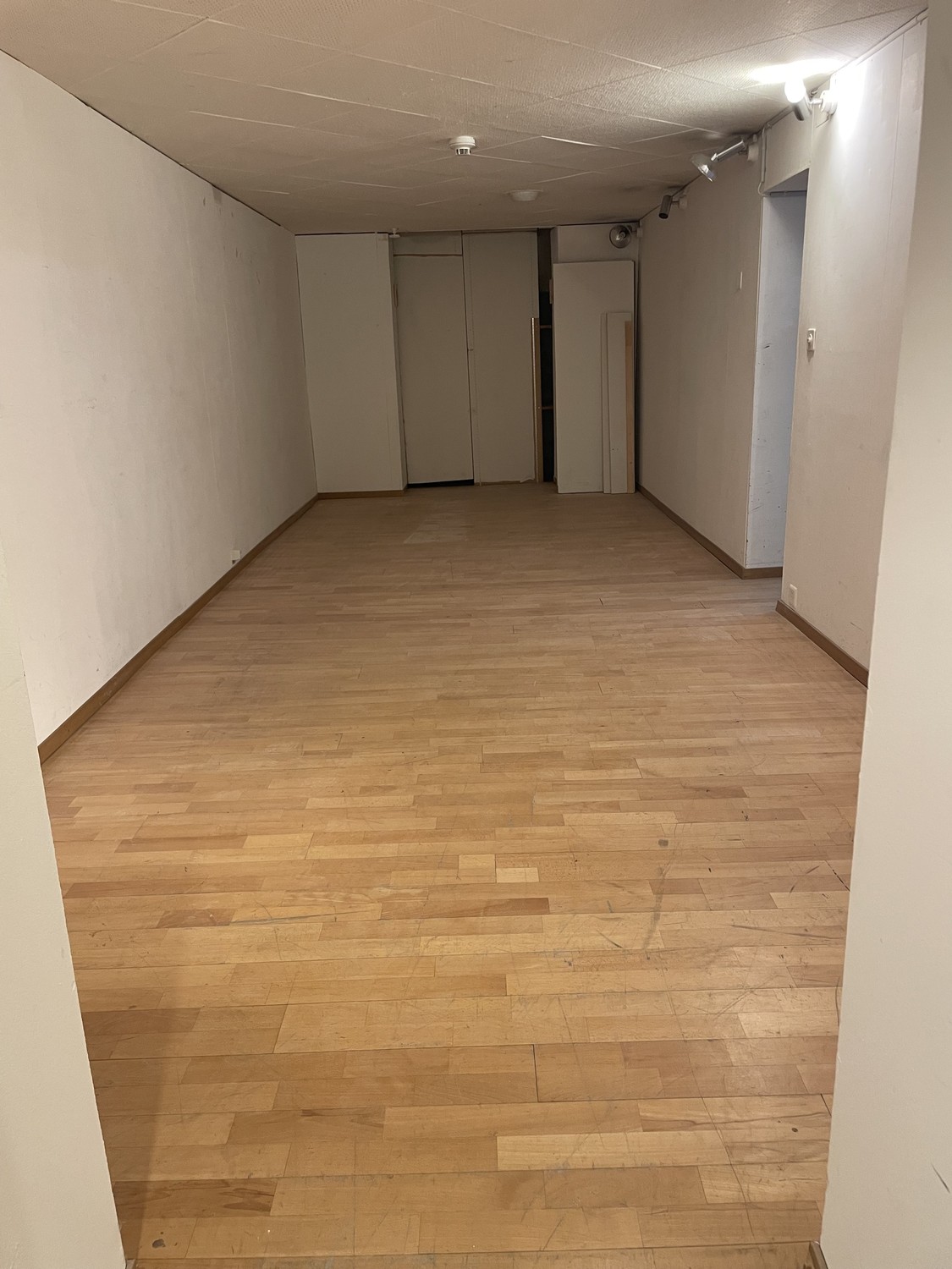 115m² cellar compartment