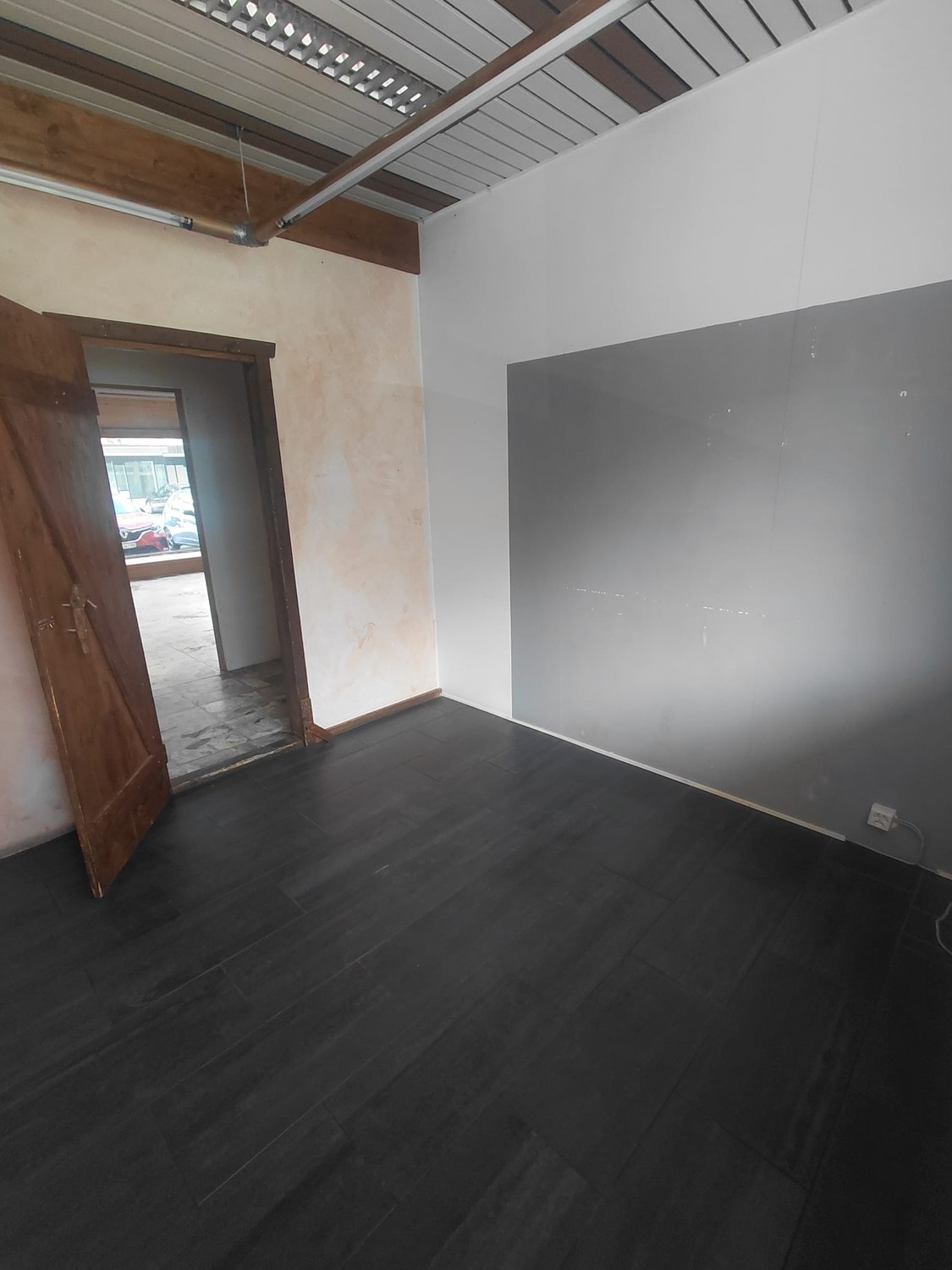 Commercial, Foto 4 von 7