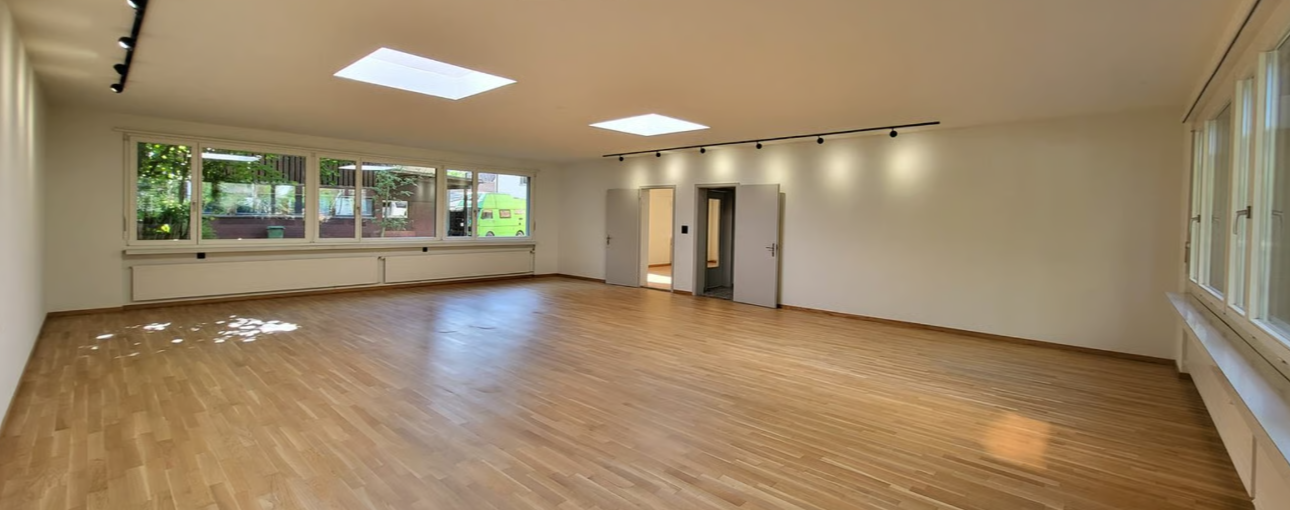 165m² office