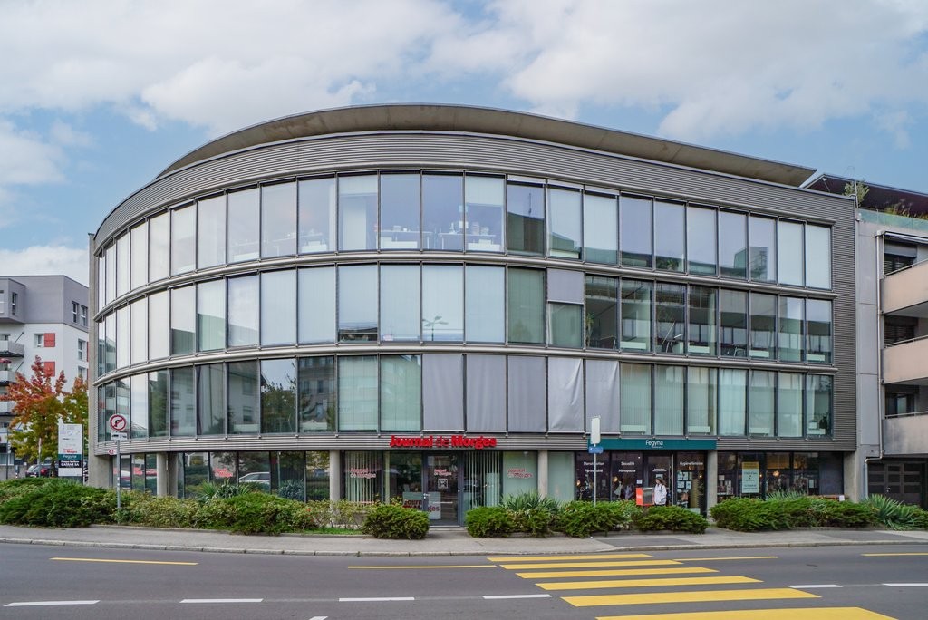 232m² office