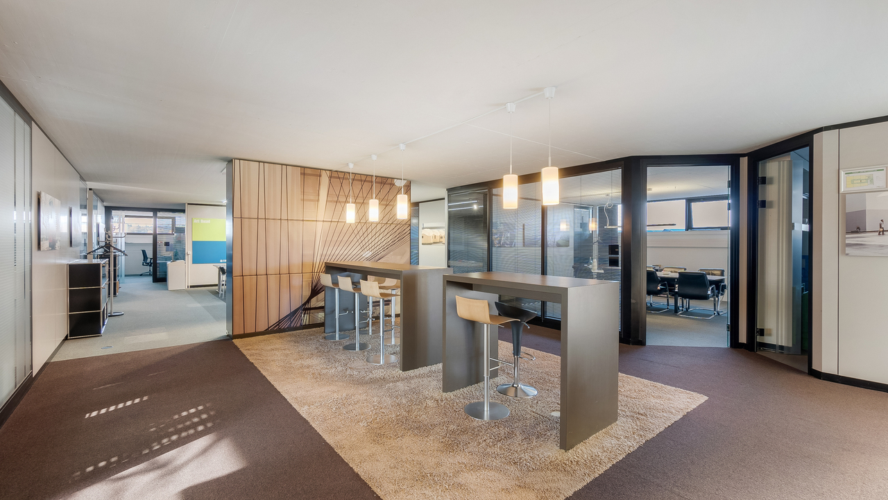 3000m² office