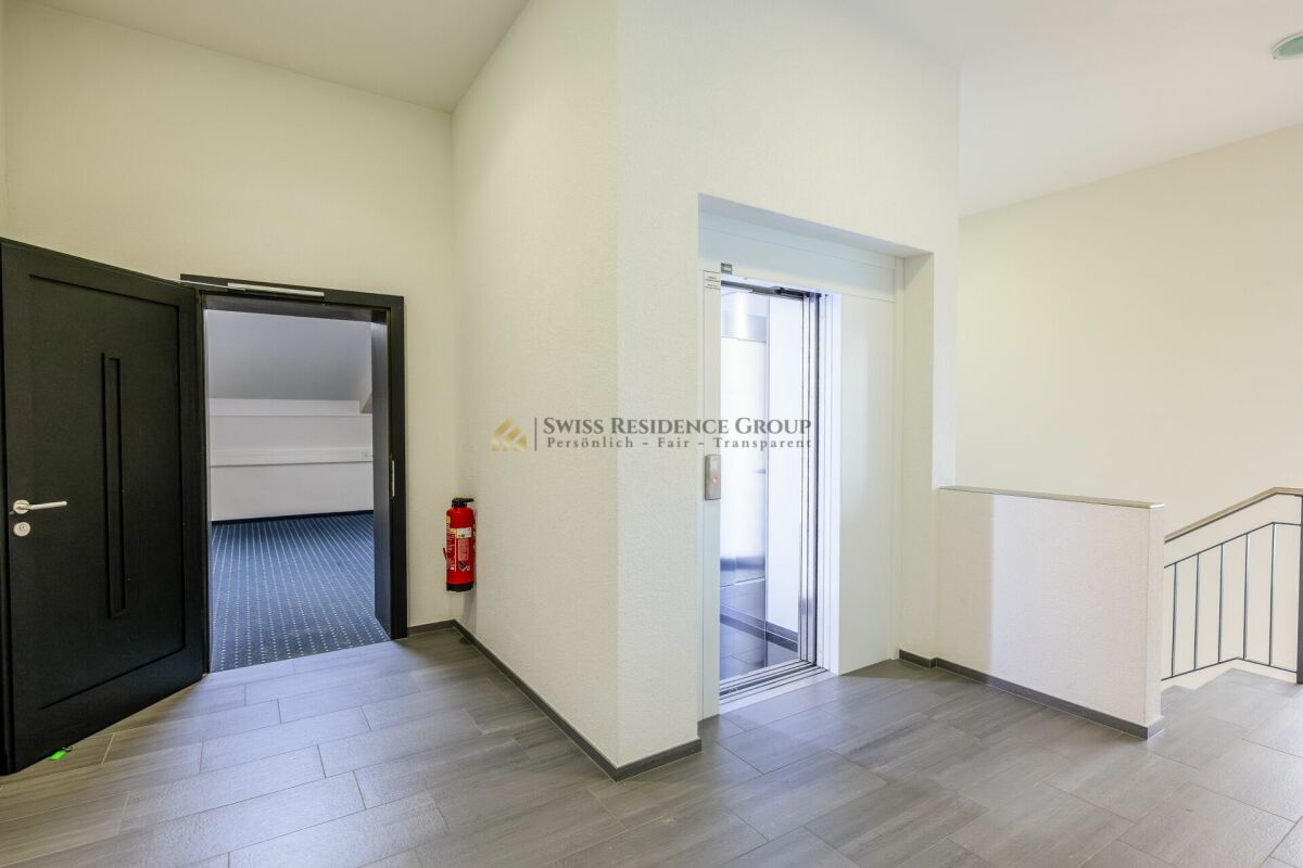 135m² commercial, photo 5 sur 6