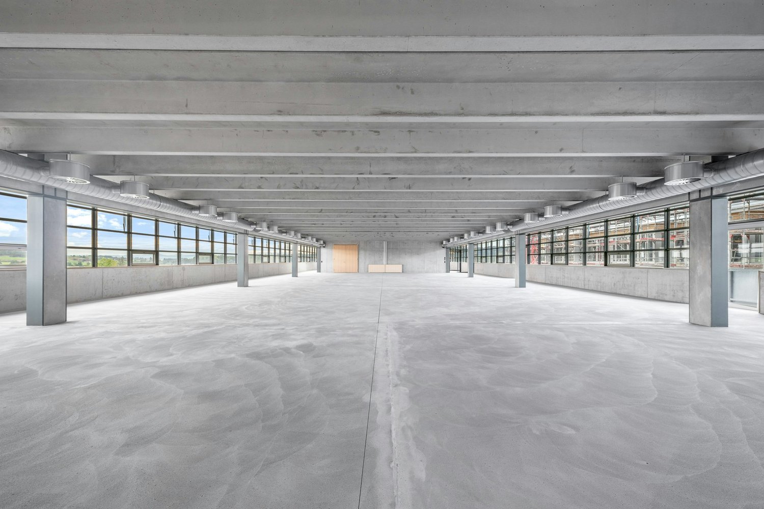 1200m² commercial