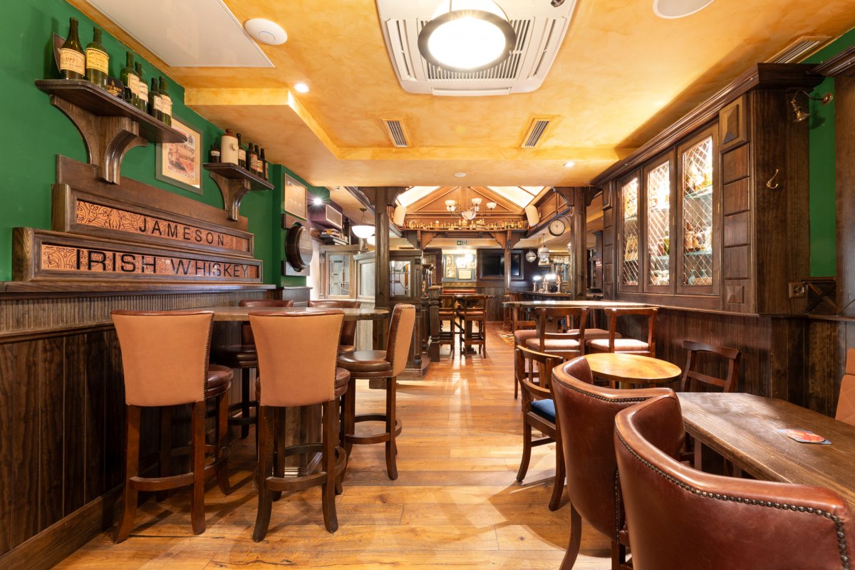 400m² restaurant