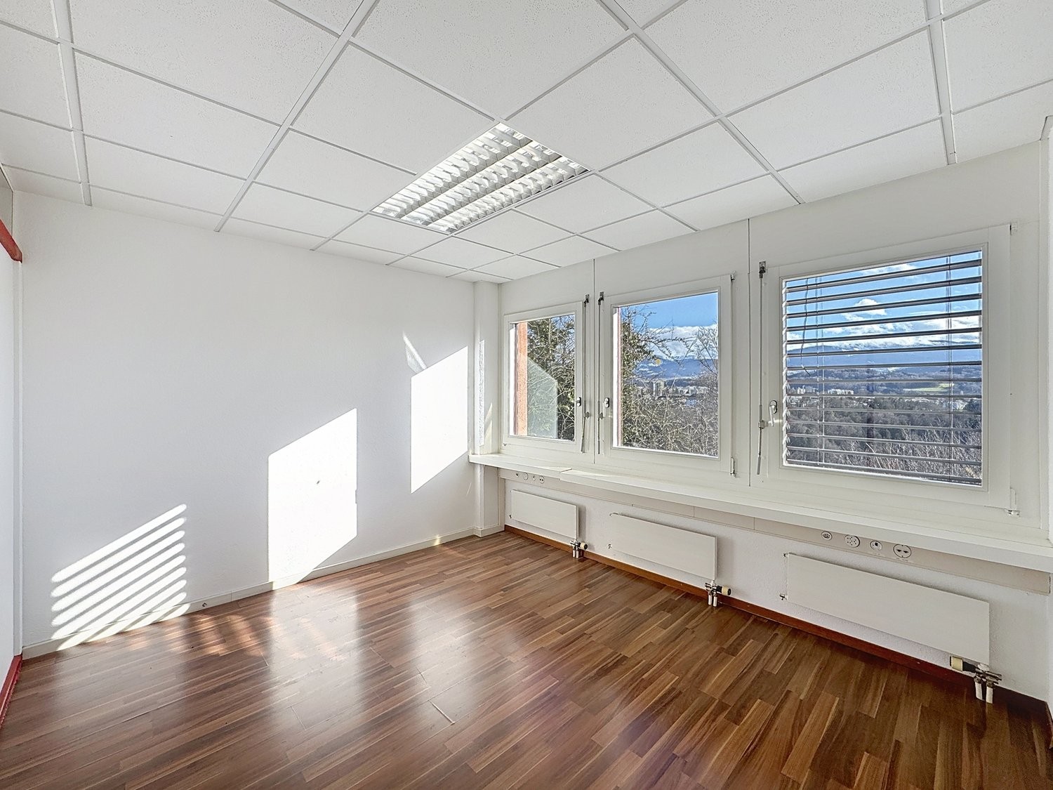145m² Laden, Foto 2 von 6