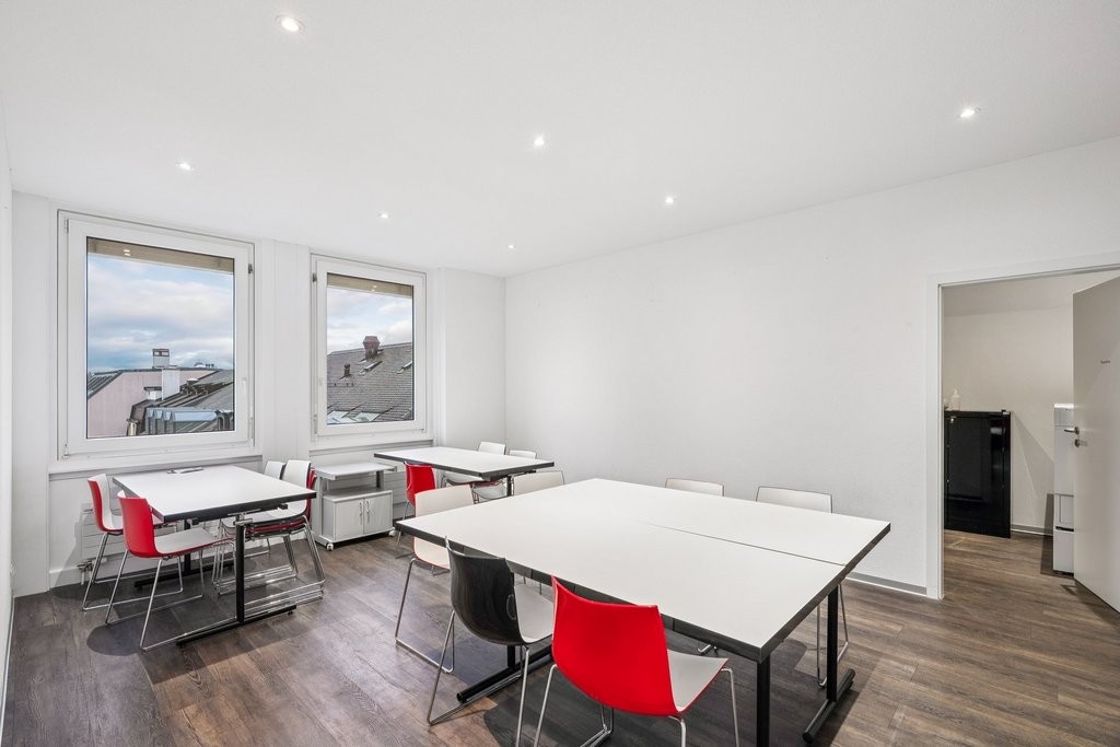 180m² Büro