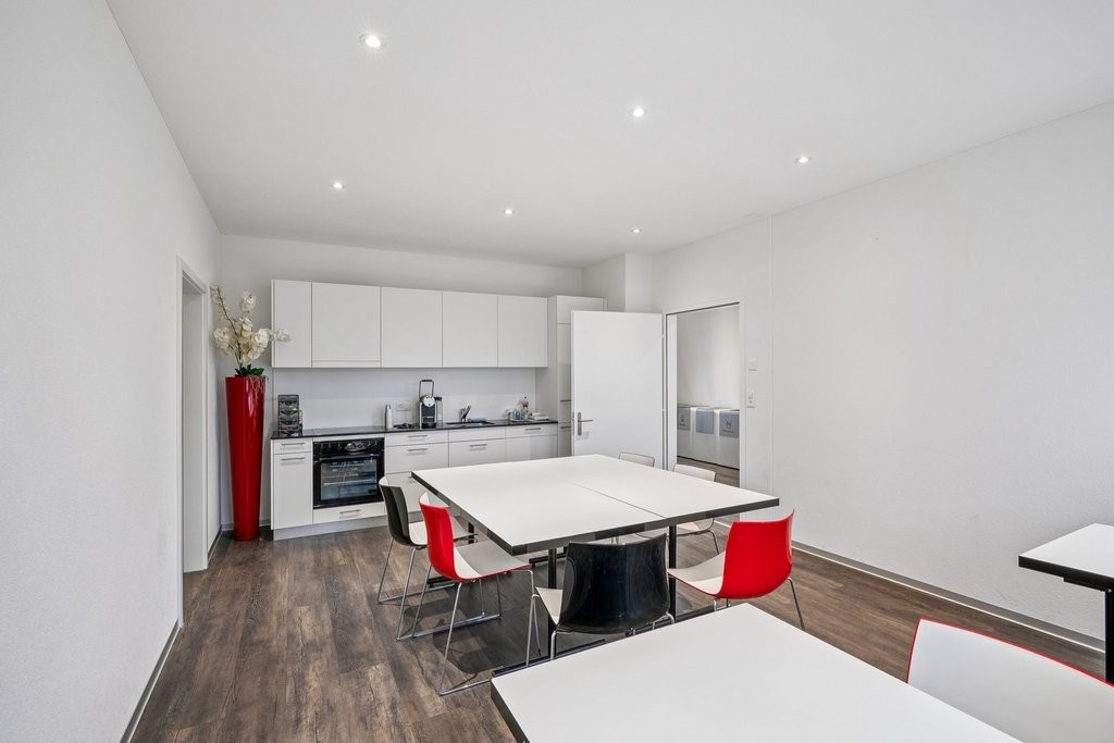 180m² Büro