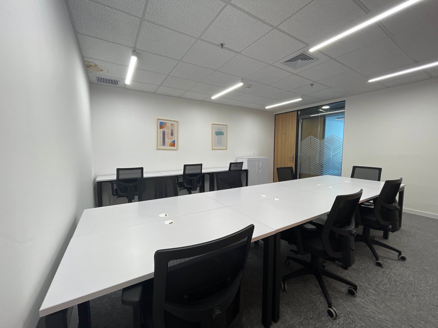 300m² Büro, Foto 2 von 9