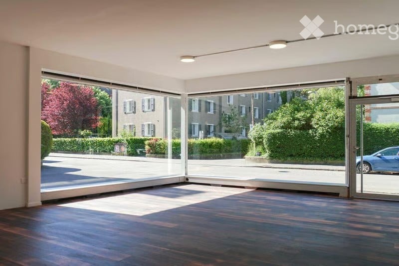 92m² commercial, Foto 1 von 7