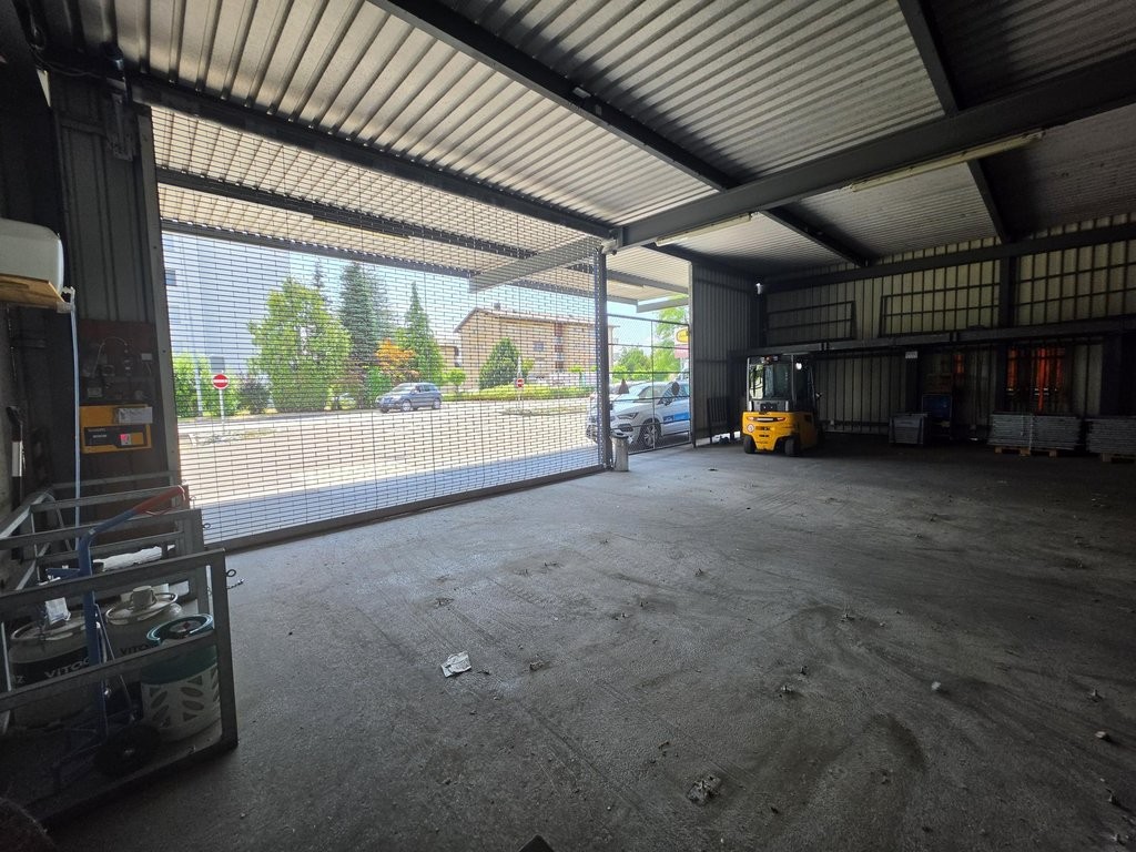 132m² storage room, Foto 1 von 4
