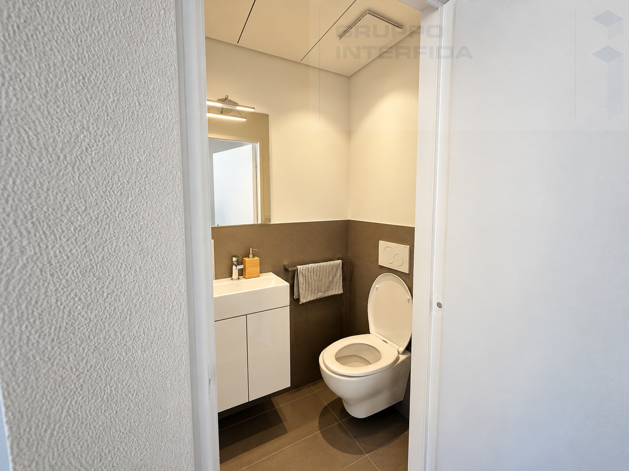 Office, foto 5 di 9