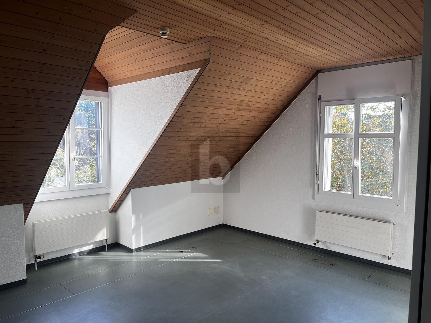 Bureau de 150m², photo 3 sur 4