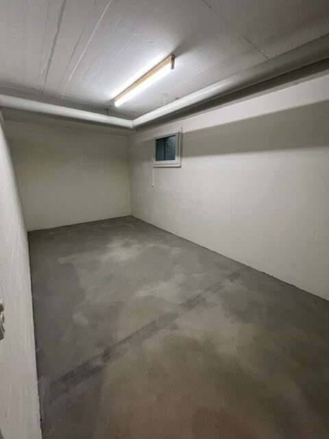 17m² storage room