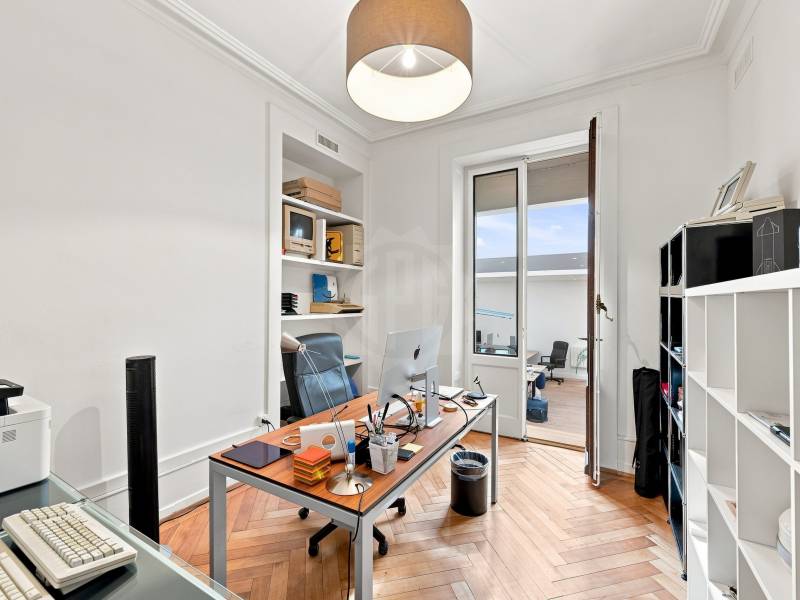 233m² Büro