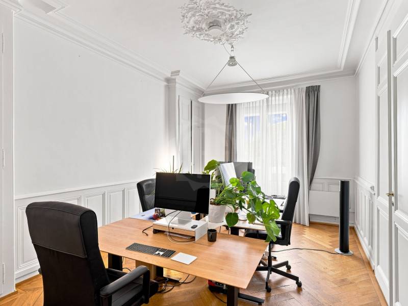 233m² Büro