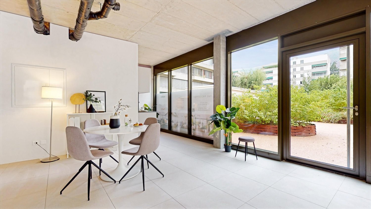 129m² Gewerbe, Foto 1 von 5