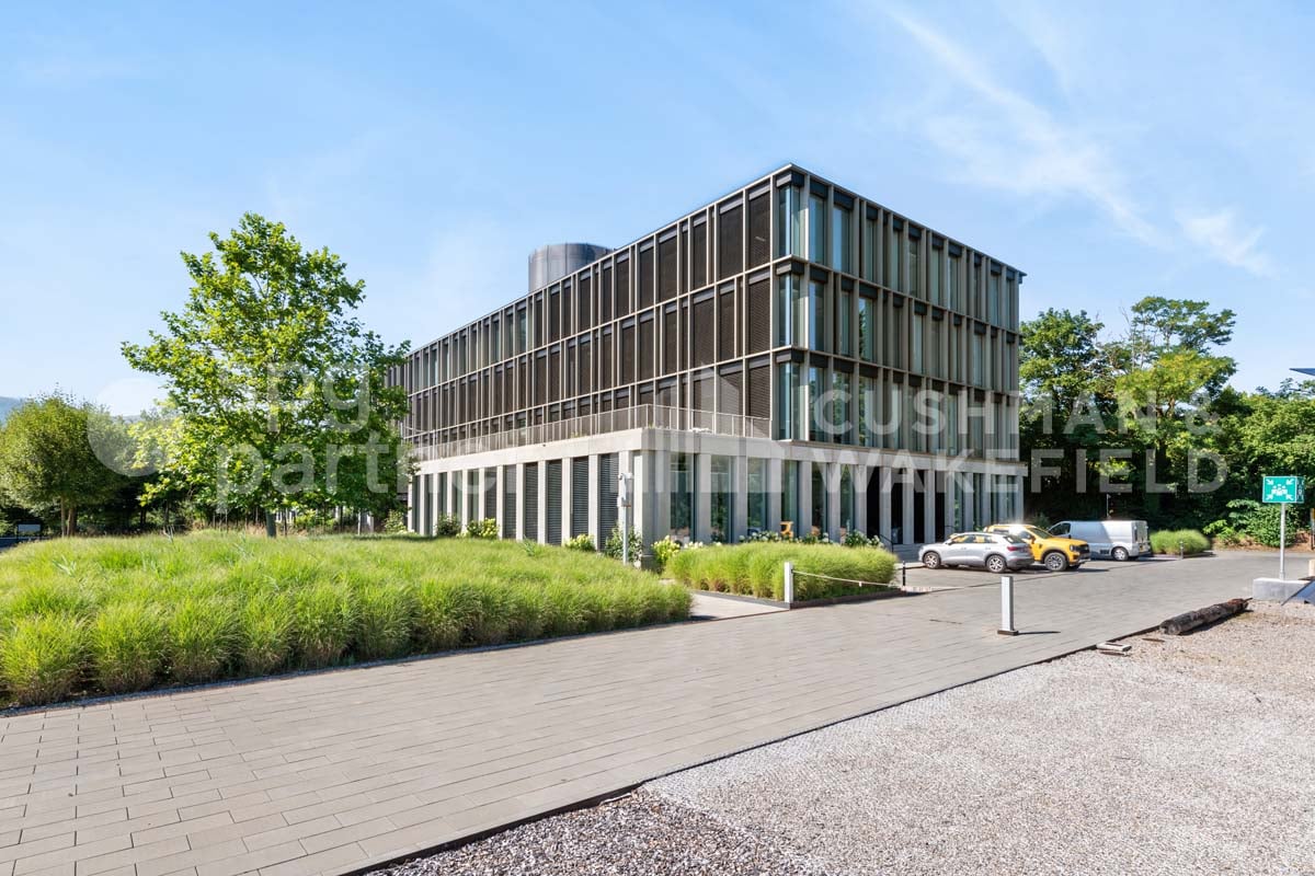 2000m² Büro, Foto 1 von 7