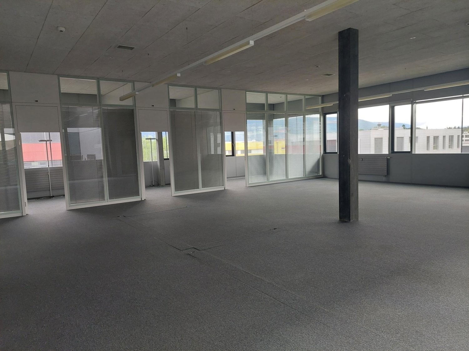 160m² Laden