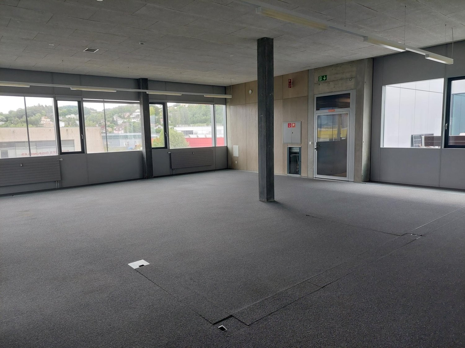 160m² Laden