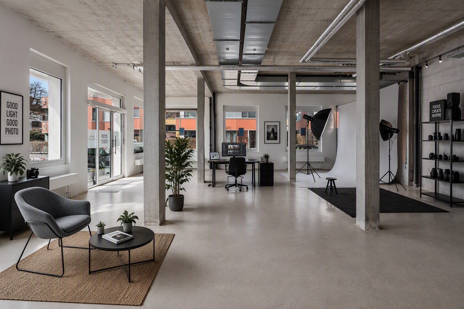 47m² commercial